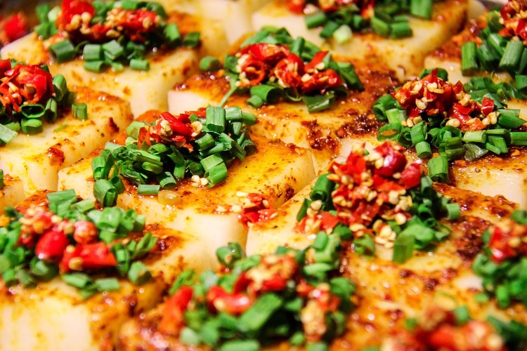 Chinese Gourmet Tofu with Onion and Chili Peppers Recipe